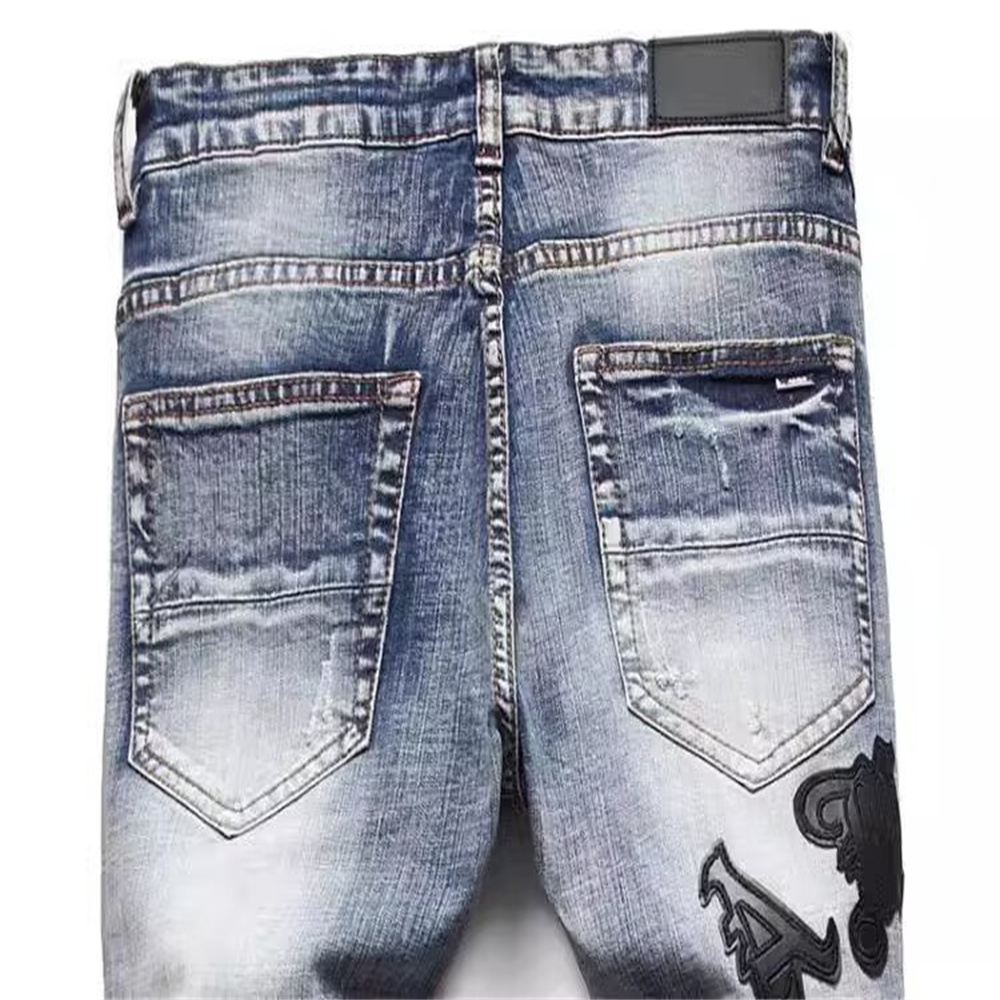 2025 new free shipping designer Jeans Embroidered men jeans with knee hole zipper small leg pants large denim pants Durable Stretchy
