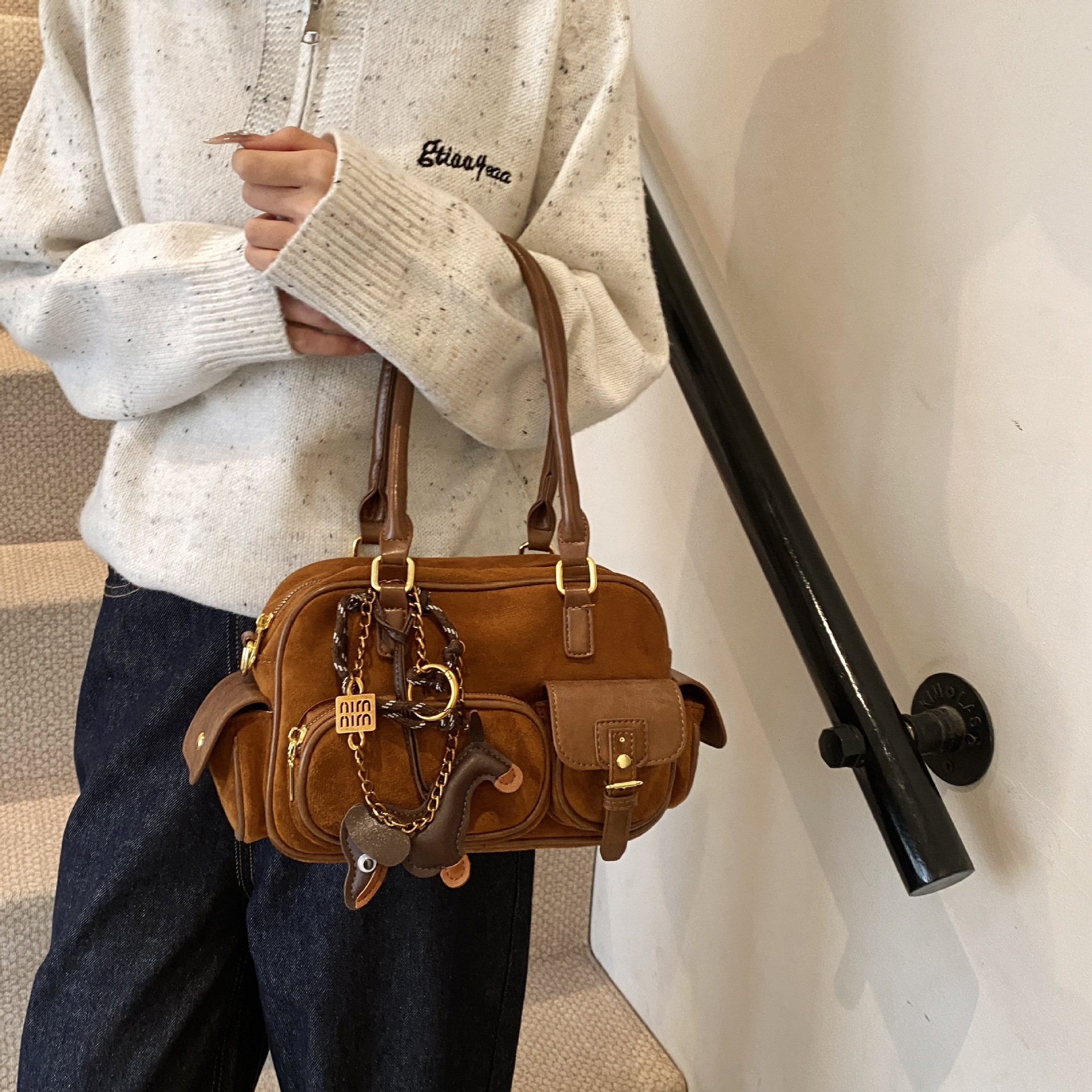 designer Premium Texture Bowling Bag for Women 2025 Autumn Winter New Boston Handbag Versatile Commuter Crossbody Tote Bag