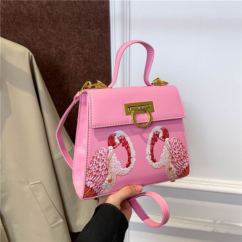 Hot Free Shipping Banquet Package Luxury Fashion Casual Shoulder Bag Saddle Bag Shoulder Handbag Fashionable Letter Daily Flap for Women Designer Shou