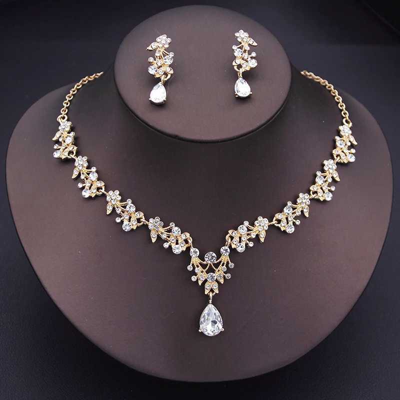 Exquisite Dangle Earrings and Necklace for Women Bridal Jewelry Set Flower Design Shining Rhinestone Necklace set Wedding Z250607