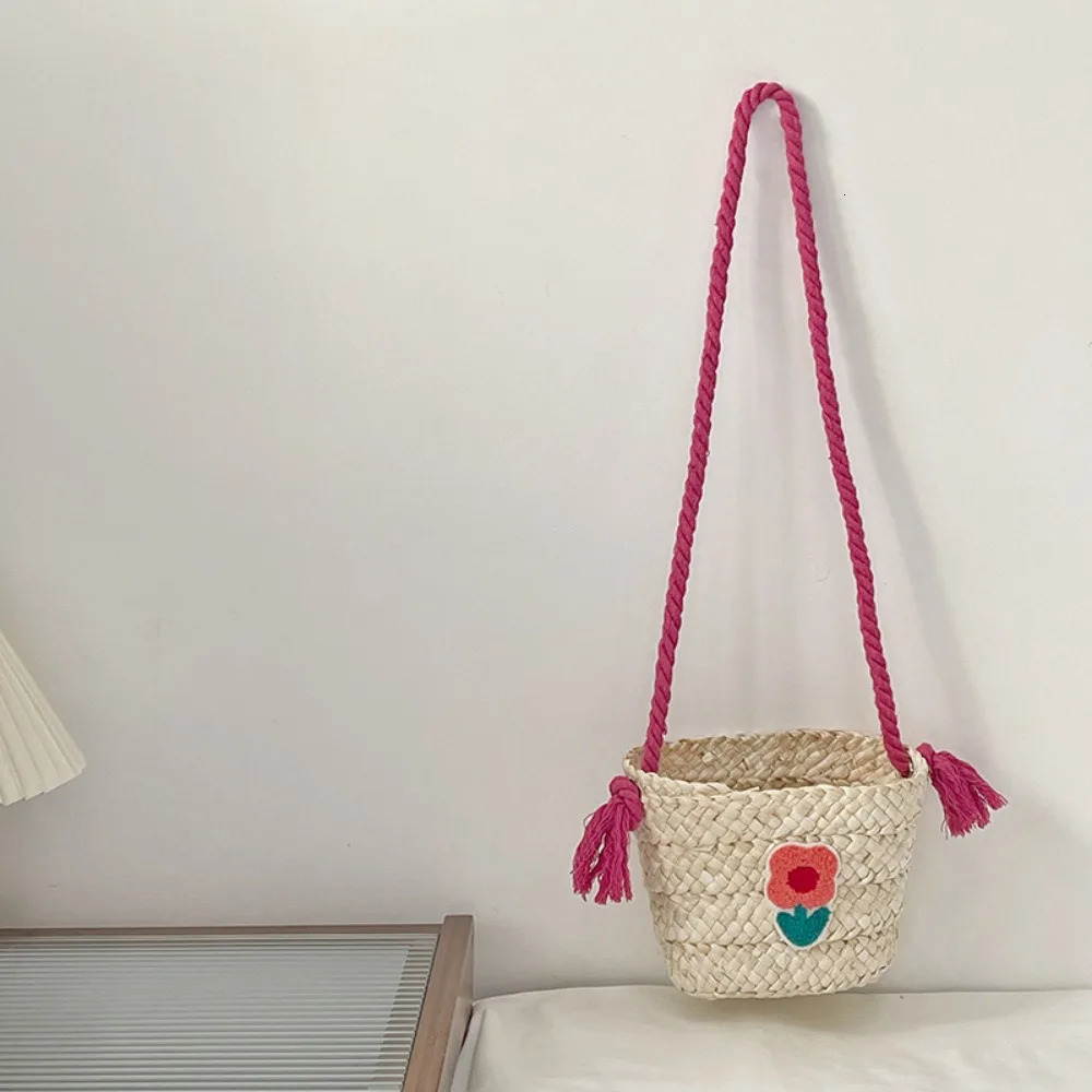 Casual Cute Woven Shoulder Bag Large Capacity Elegant Straw Handbag Underarm Tote Beach Small Basket Children 250605