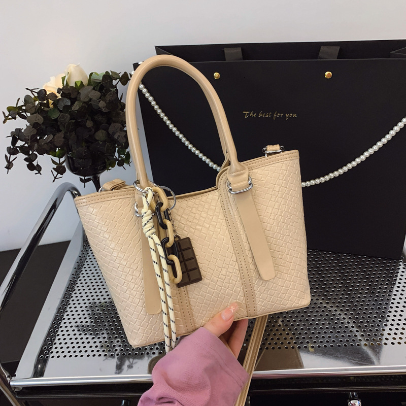 designer High-end Handheld Bucket Bag for Women 2025 New Korean Fashion Single Shoulder Bag Niche Simple Casual W