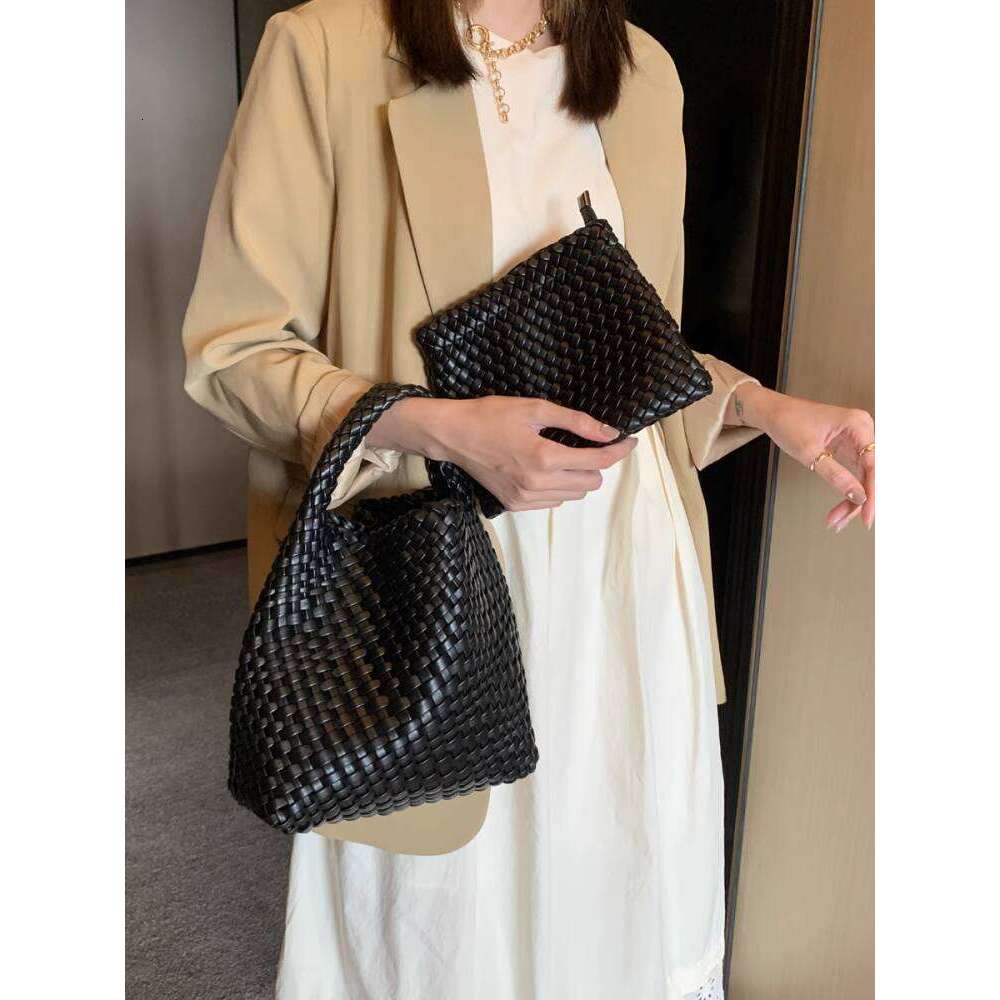 High end Soft Leather Handwoven for Women Underarm New Tote Handbag Shoulder Bag Crossbody
