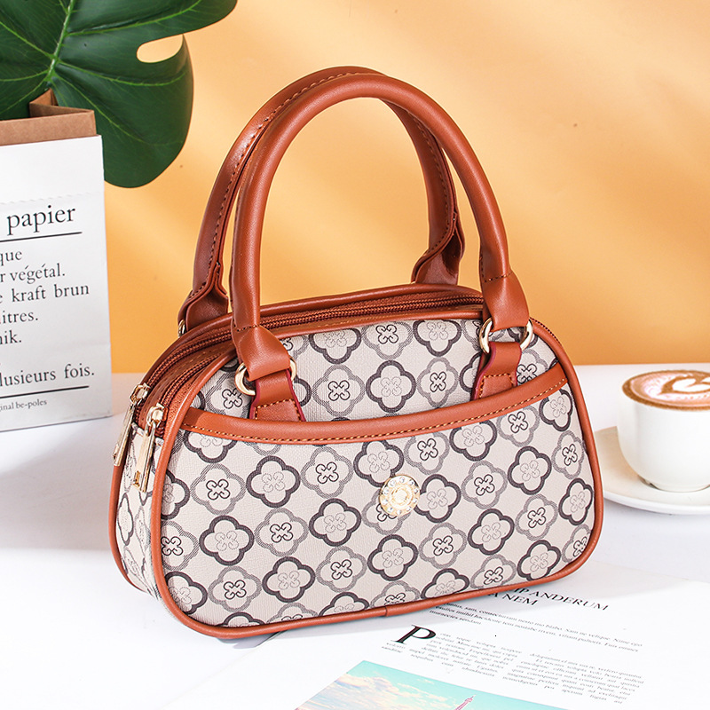 Luxury Brand Designer Bag Middle-Aged Women's Bag 2023 Spring Summer New Fashion Handbag Women's Small Bag Mom's Handheld Grocery Coin 