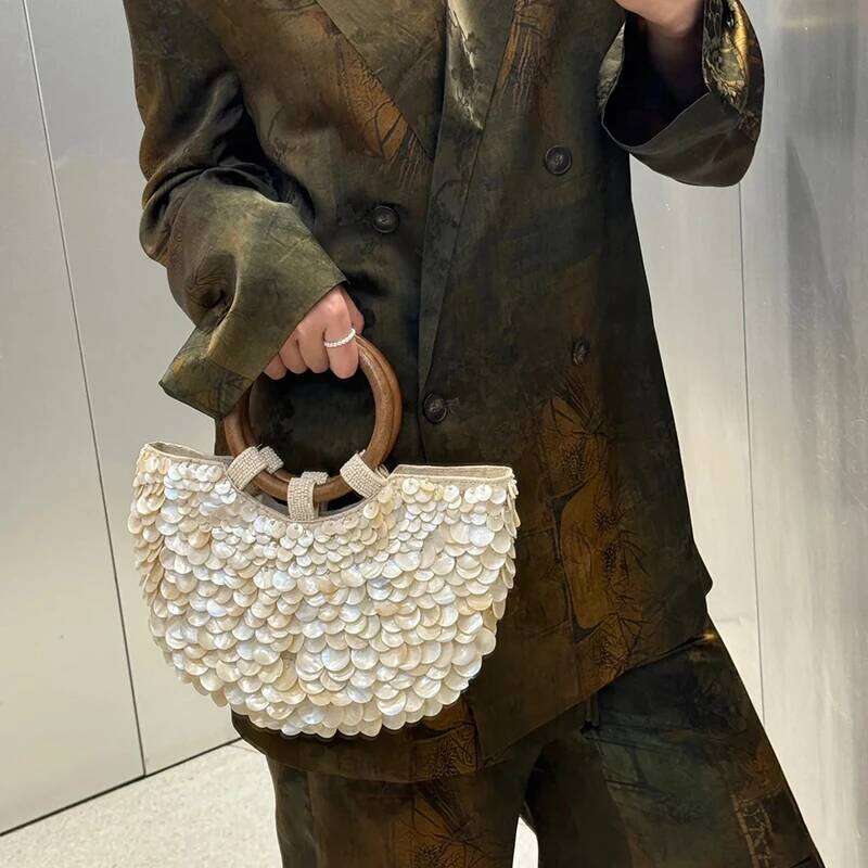 Handmade Heavy Industry Embroidered Rhinestone Bead HandbagPearl Diagonal Totes