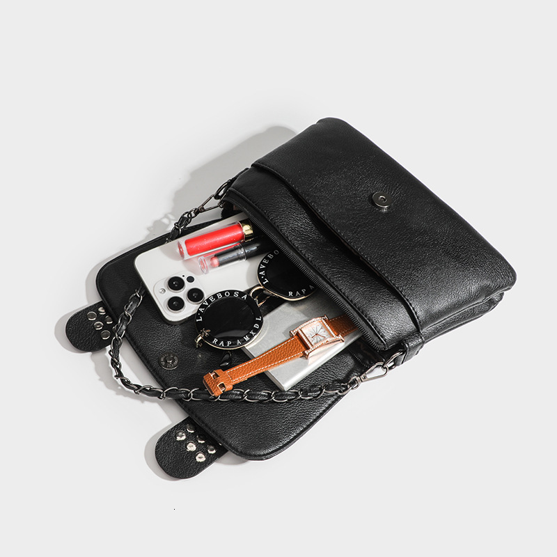 Luxury Brand Designer Bag Studded Skull Women's Bag 2025 New Casual Trendy Crossbody Bag Women's Fashion Shoulder Handbag