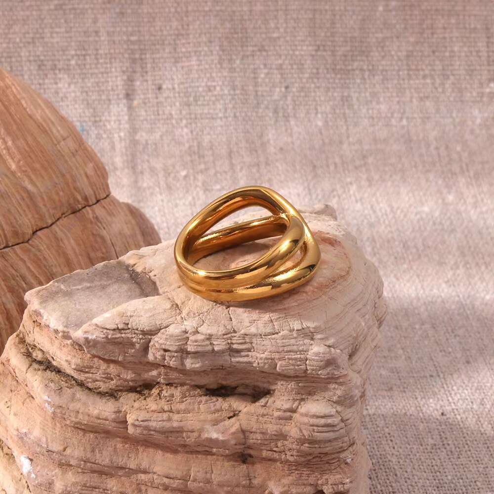 Wholesale Hot Sales Trendy Simple 18K Gold Plated Stainless Steel Popular Geometric Ring for Women