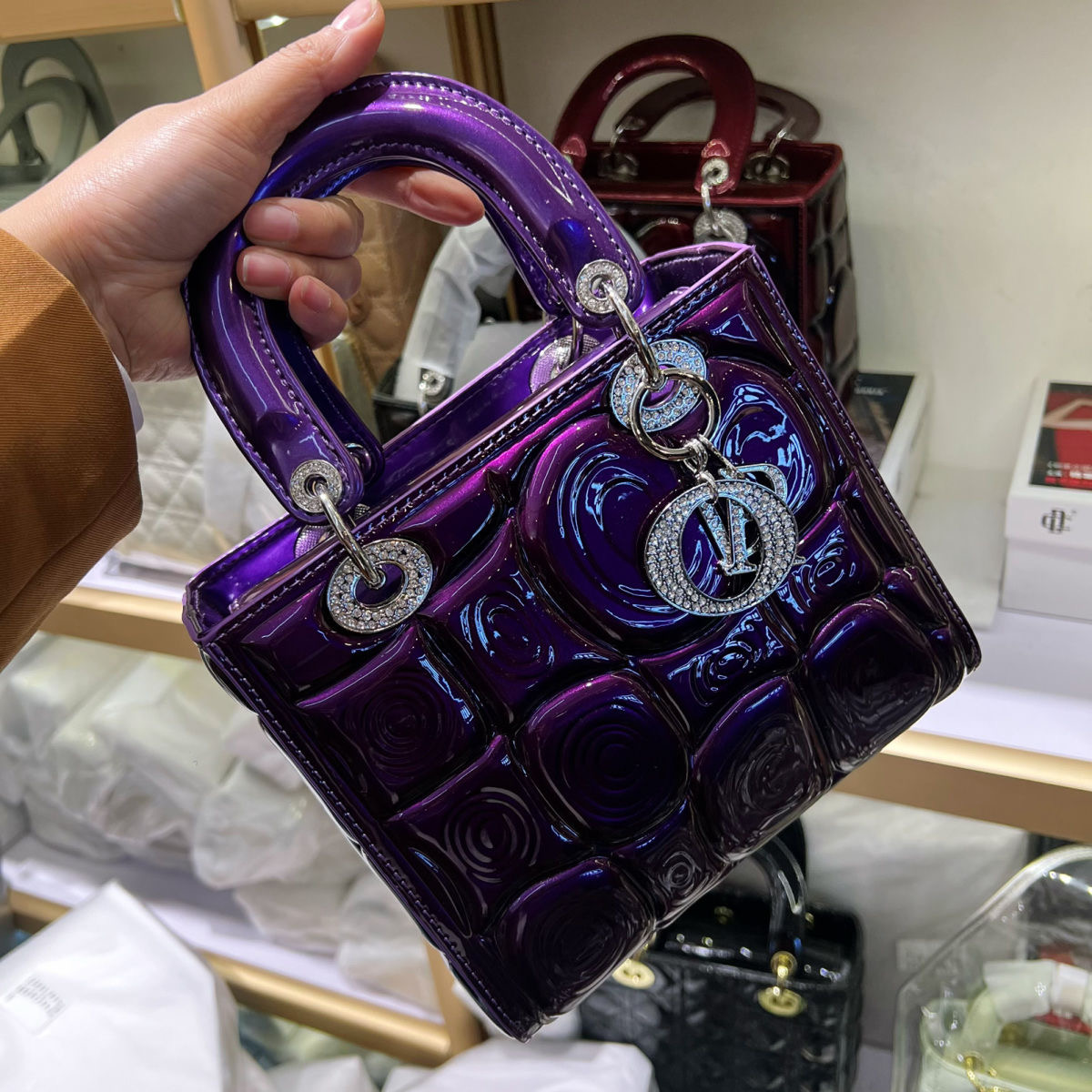 designer bag Luxury Fashion Casual Shoulder Bag Saddle Bag underarm bag diagonal straddle shoulder bag sheepskin cloud bag lunar teeth bag handbag hob
