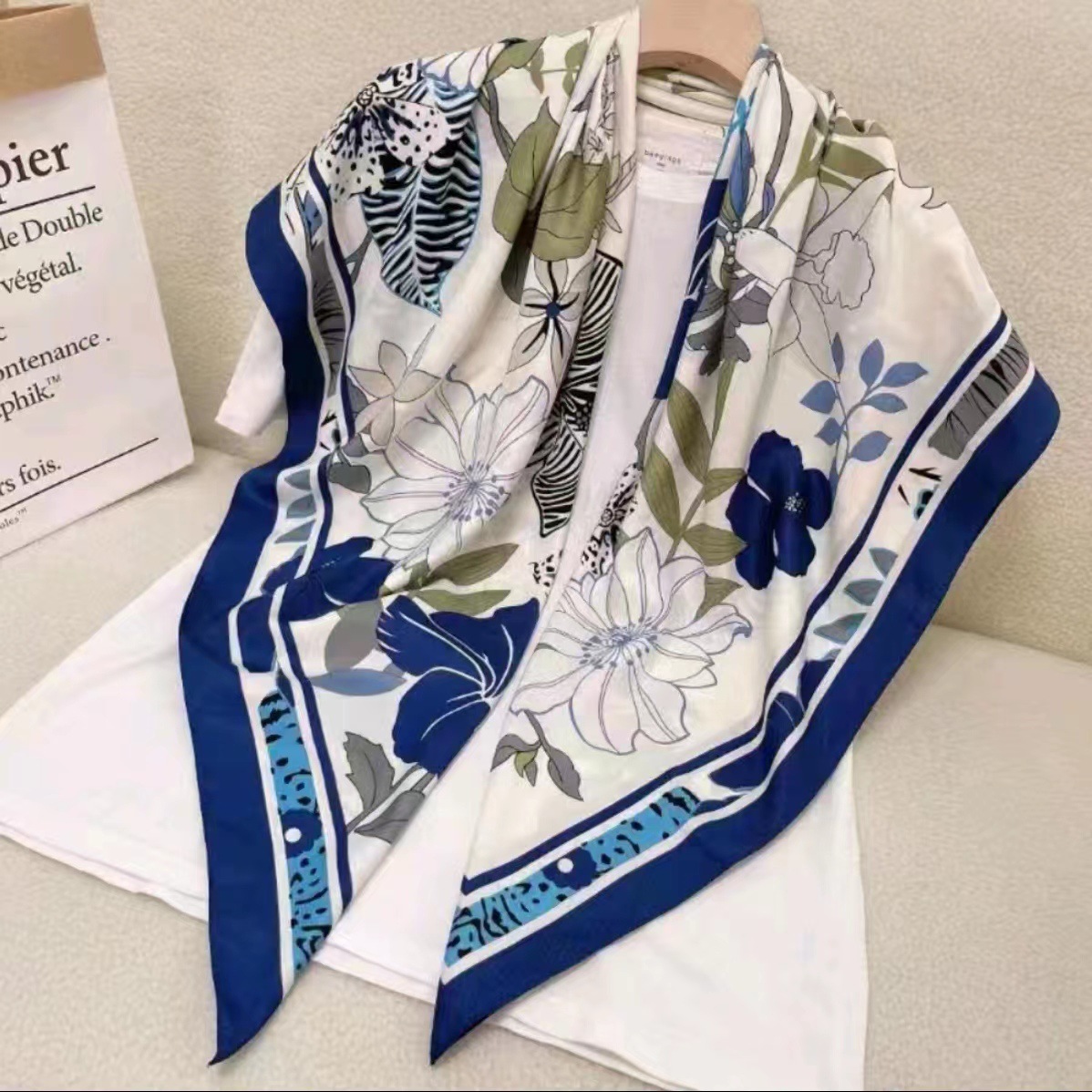 K961 Twill 100*100 square scarf high-end Korean style temperament silk scarf female air-conditioned room shawl versatile headscarf live broadcast
