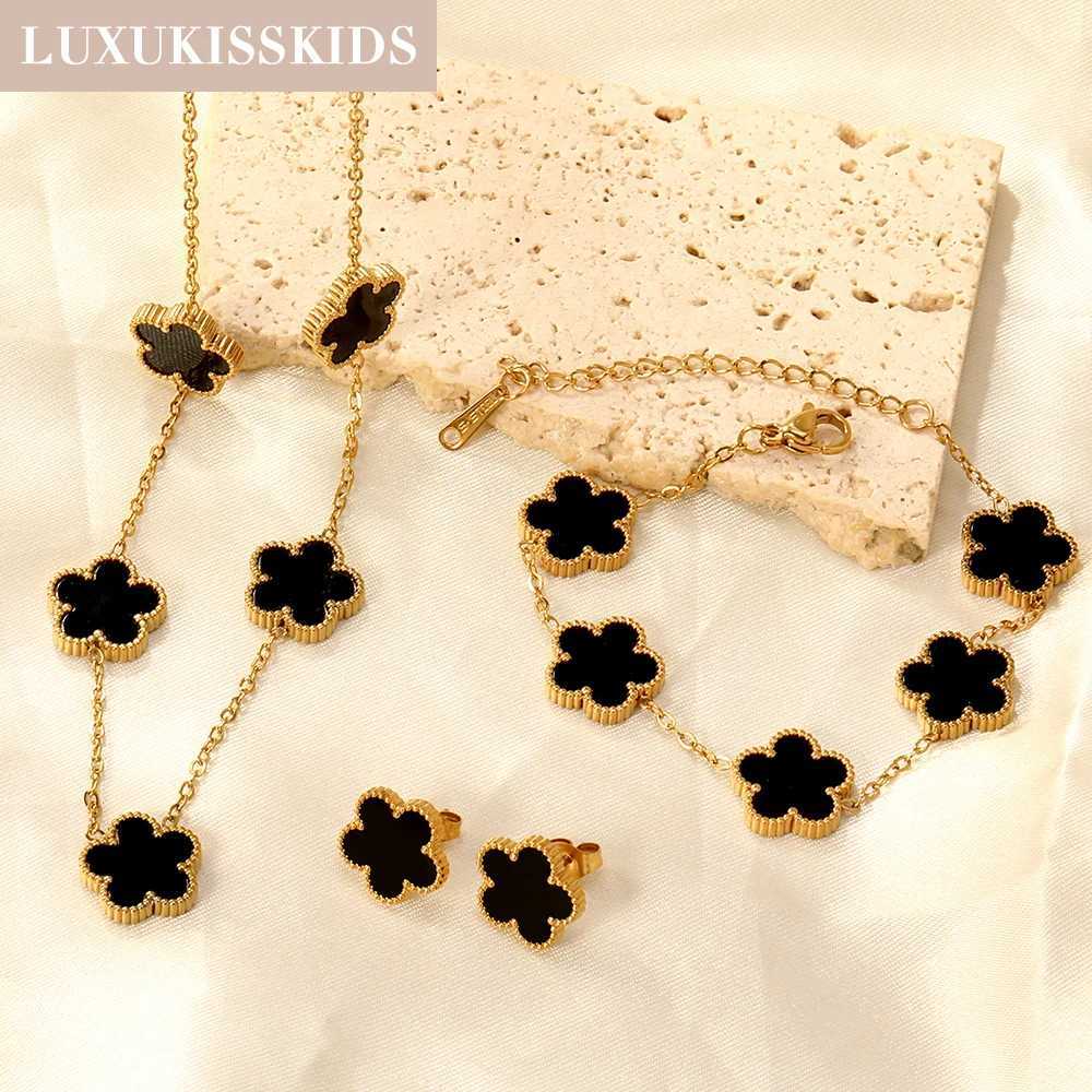 LUXUKISSKIDS Minimalist 3PCS Golden Five- Flower Necklace Earrings Jewelry Sets Shell Dailywear Party Gifts Z250607
