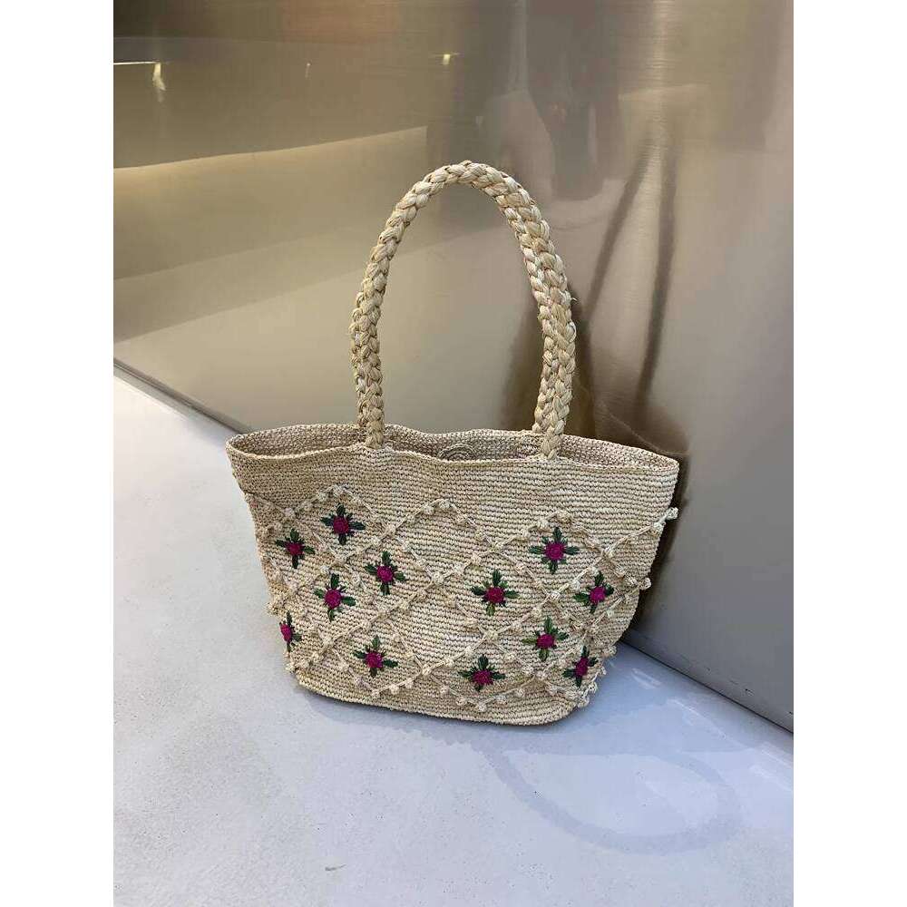 French Country Style Straw Raffia Handwoven Rose Shoulder Large Capacity Tote Beach Bag