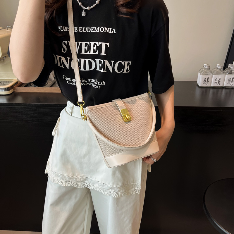 designer Niche Retro Bag for Women 2025 New High-end Versatile Handbag Bucket Bag Patchwork Shoulder Crossbody Bag