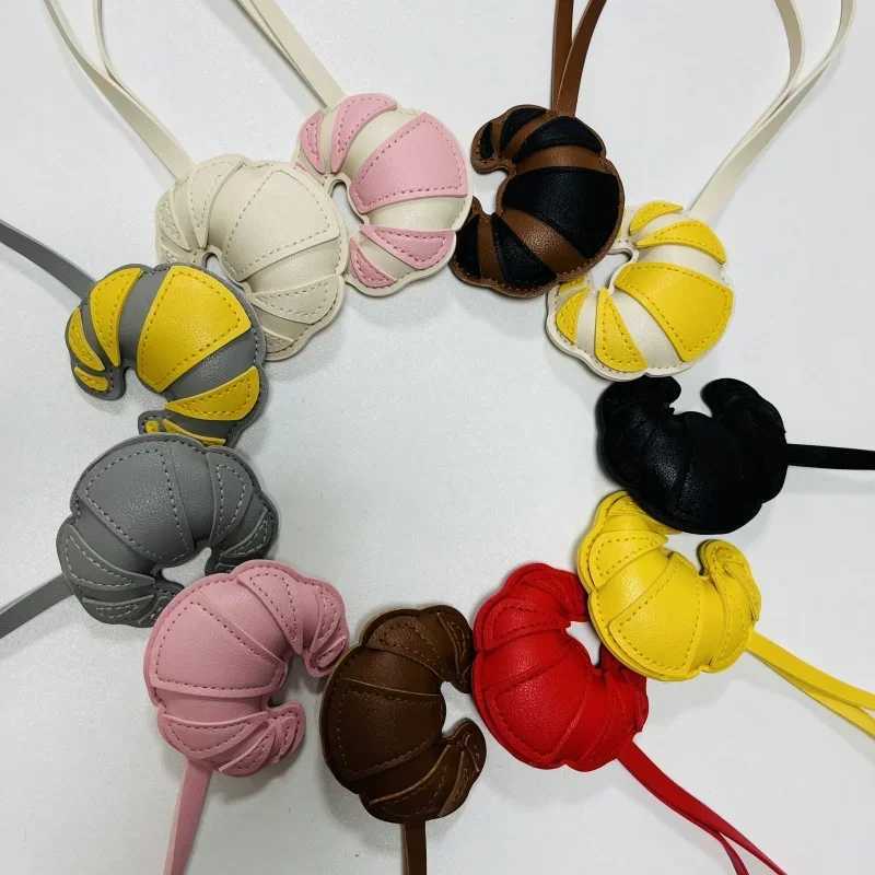 PU Croissant Bag Charm Car Key Chain Pendant Purse/Handbag/Backpack/Phone Case Hanging Decor Lanyard Keyring DIY Accessories XJ250607