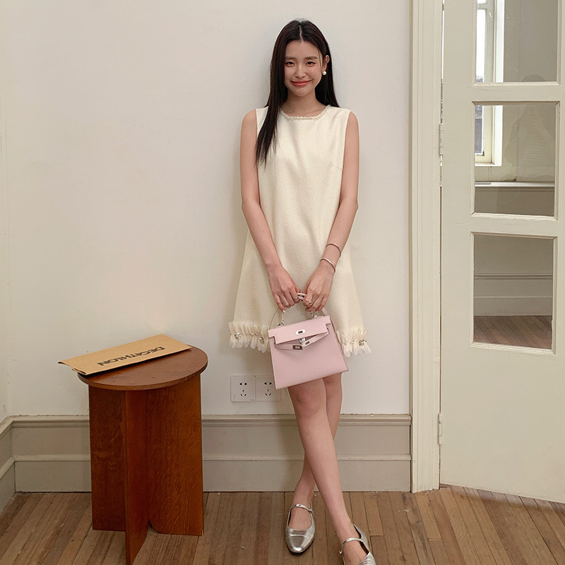 HH6100 Summer new style daughter celebrity dress female beaded petal loose vest skirt A-line short skirt