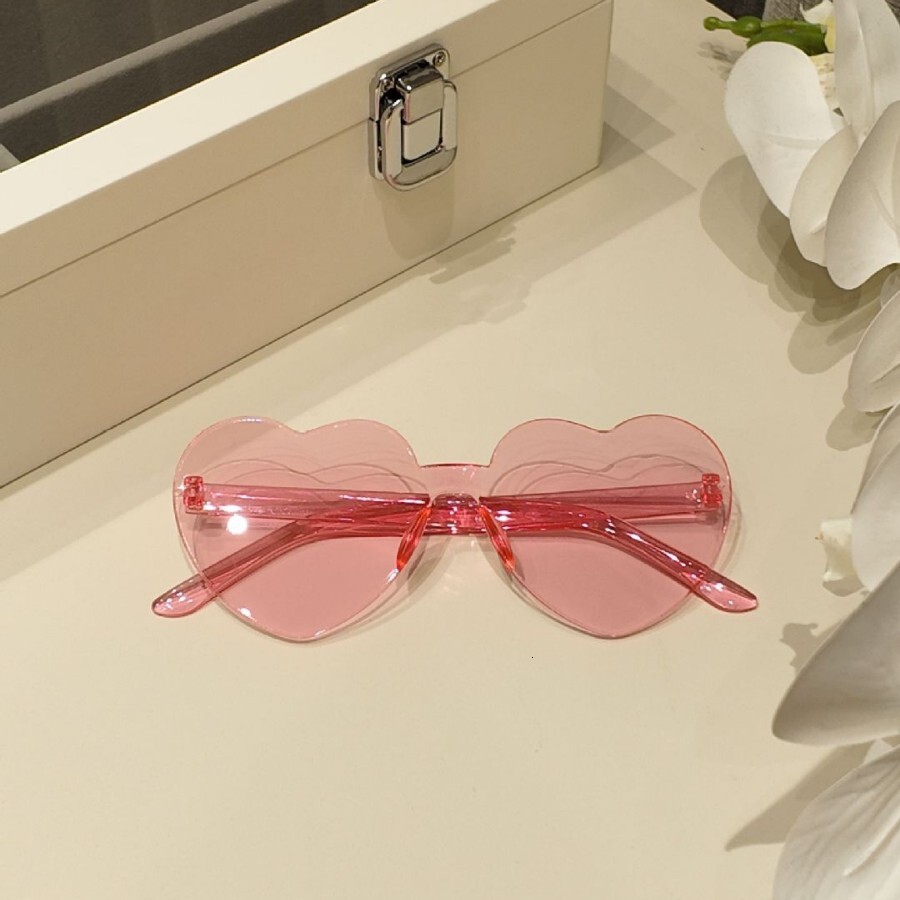 Jelly for Women Street Style Trendy Heart Glasses Photo Cute Funny Sunglasses