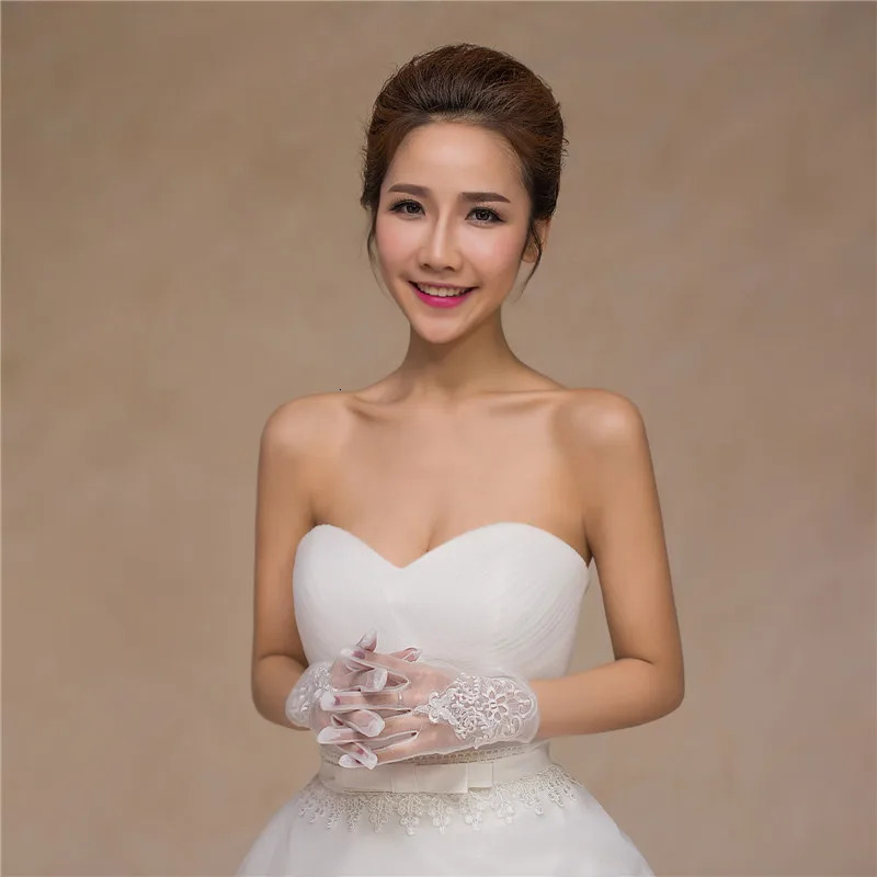 Elegant Bridal Gloves Full Finger Wrist Length Tulle Lace Wedding Accessories for Women Bride 250603
