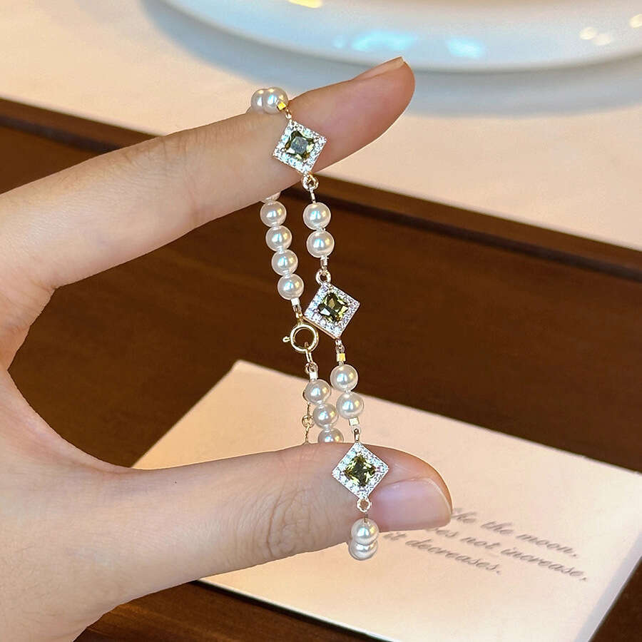 French Style Zircon Pearl Rhombus Light Niche High-end Sense Bracelet Fashionable Temperament Versatile Women's Jewelry
