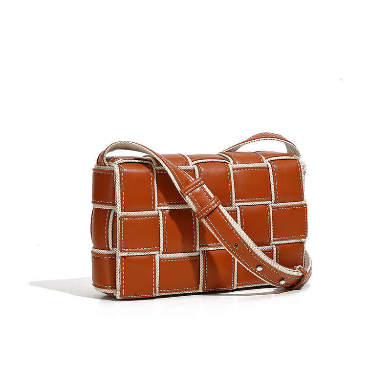Fashion Design Woven Small Square 2024 Autumn Winter New Versatile Crossbody Plaid Pillow Tofu Bag for Women
