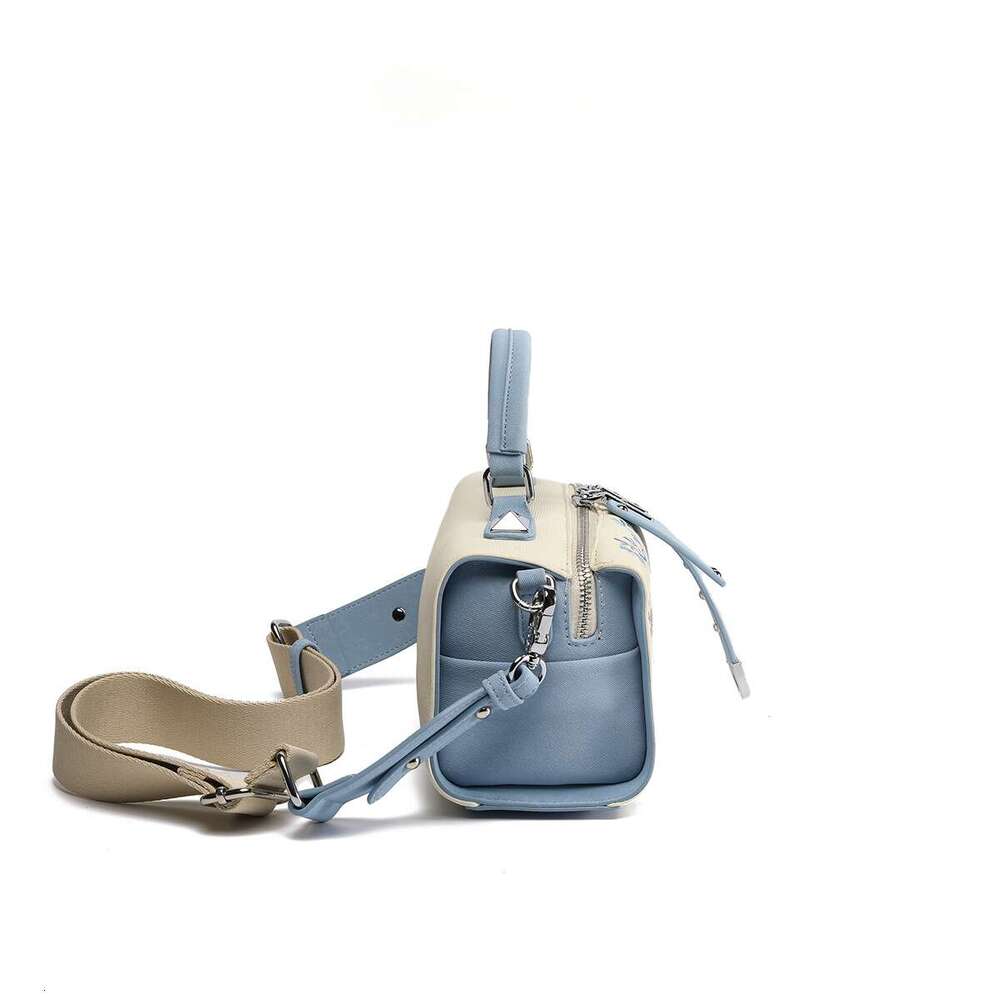 Misty Rain Jiangnan Embroidered Boston Women's Bag 2025 New Niche Shoulder Handbag