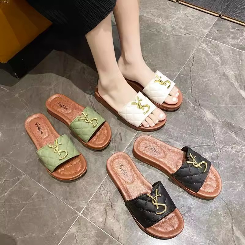 hot free shipping designer Sandals for women casual outdoor slipper classic beach shoes black white