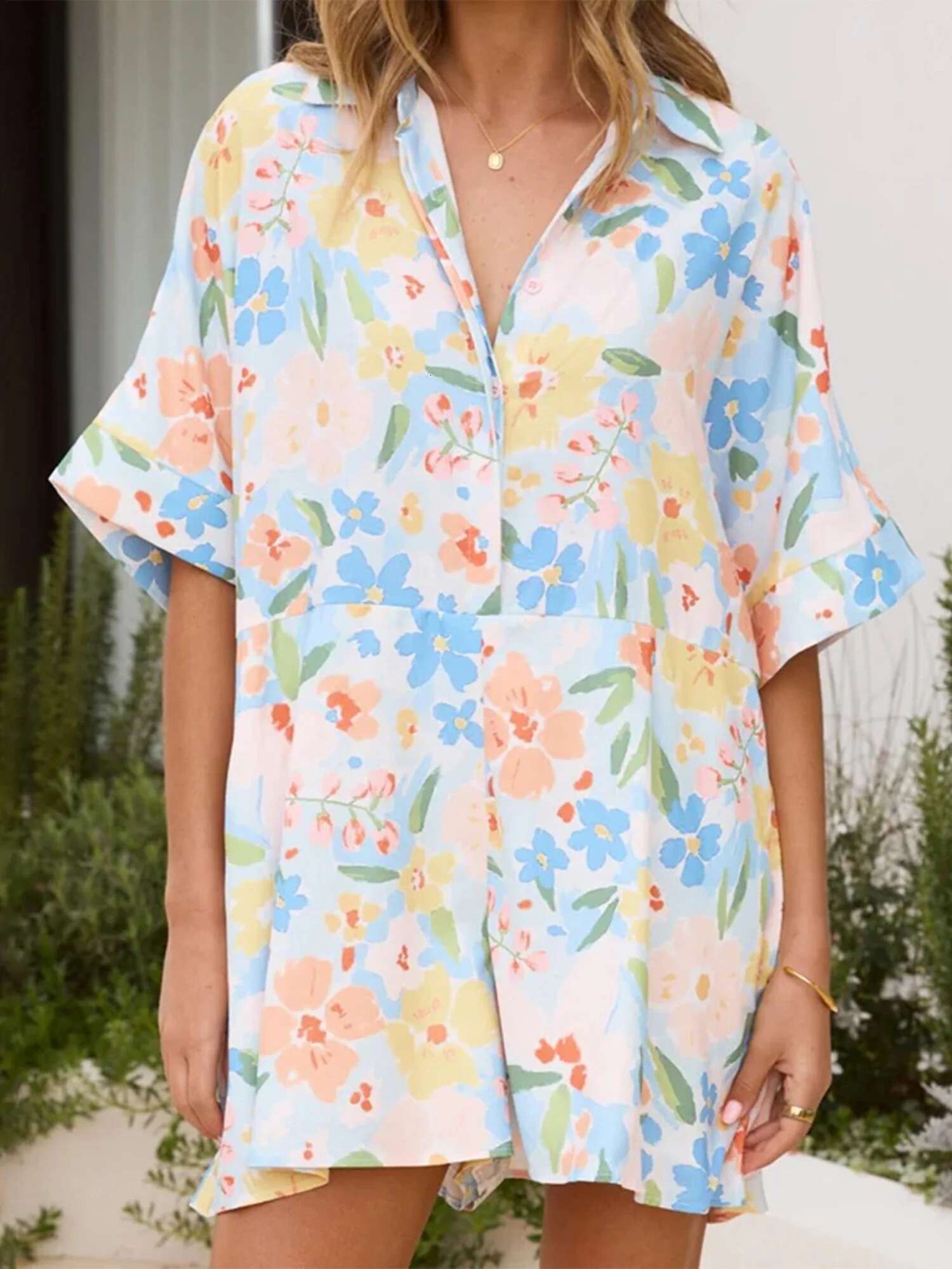 Womens Casual Sleeveless V-neck Romper with Pockets Elastic Waist Solid Color Short Jumpsuit Beach Playsuit