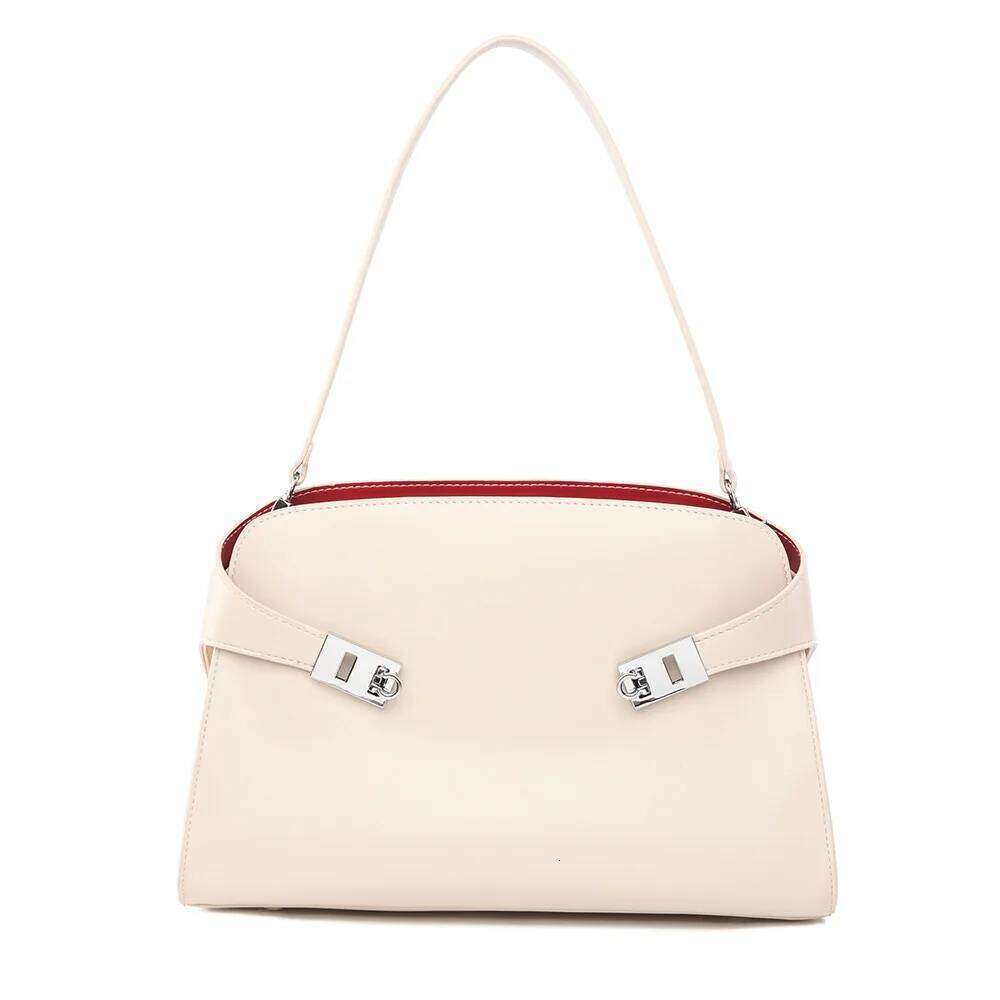 Fashion Large Capacity Women Shoulder Bags Designer Chic Lock Handbags High Quality Pu Leather Underarm Bag 2025 New