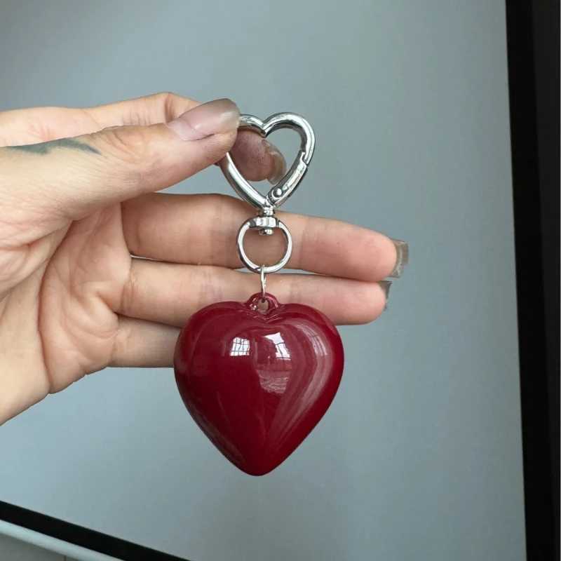 Exquisite Temperament Red Heart Bow Charms Keychain Versatile Phone Pendant Fashion Backpack Hanging Ornament Accessories Gifts XJ250607