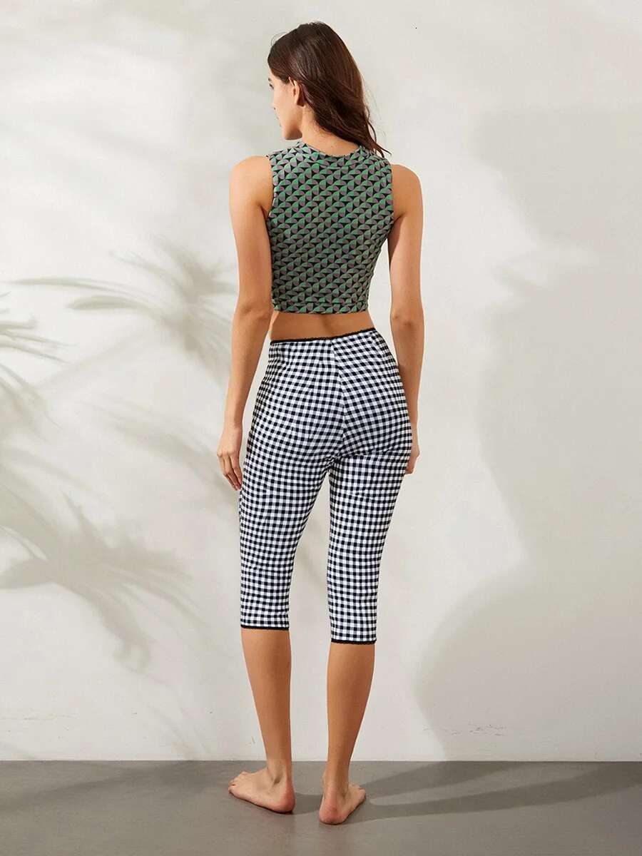 Womens Lightweight Striped Culottes with Drawstring Waistband and Wide Leg Design for Summer Casual Wear