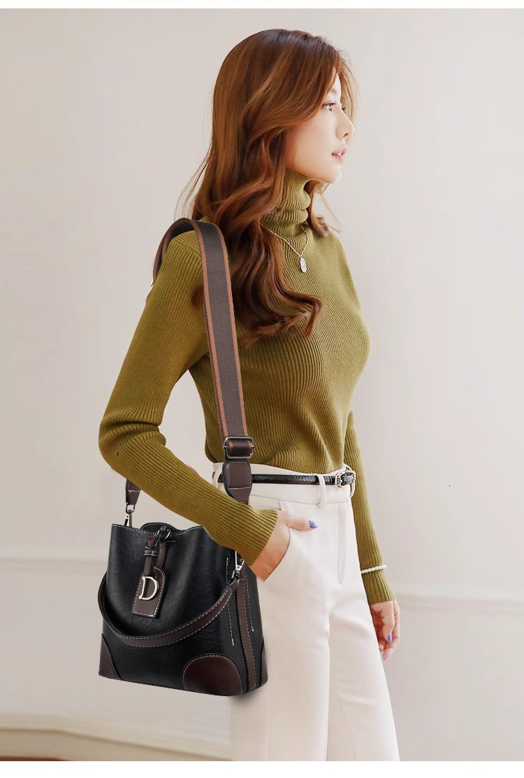 Free Shipping Bucket Bag Light Luxury High-end Crossbody Bag Luxury Designer Bags Summer Women Niche Versatile Commuter Large Capacity Middle-aged Lad
