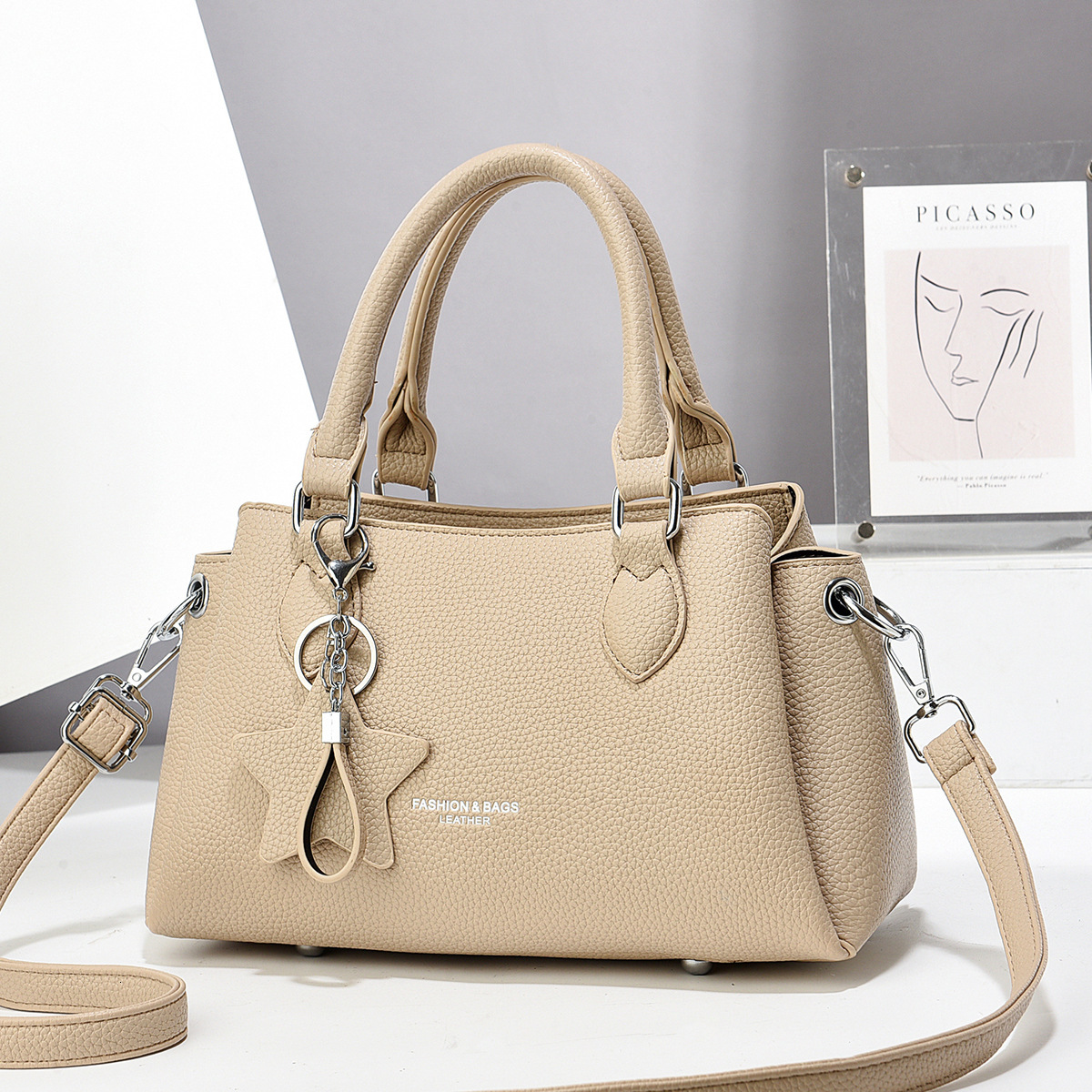 Luxury Brand Designer Bag Elegant New 2025 Fashion Women's Bag Small Tote Bag Light Luxury Quality Ladies Handbag Single Shoulder Crossbody Bag W