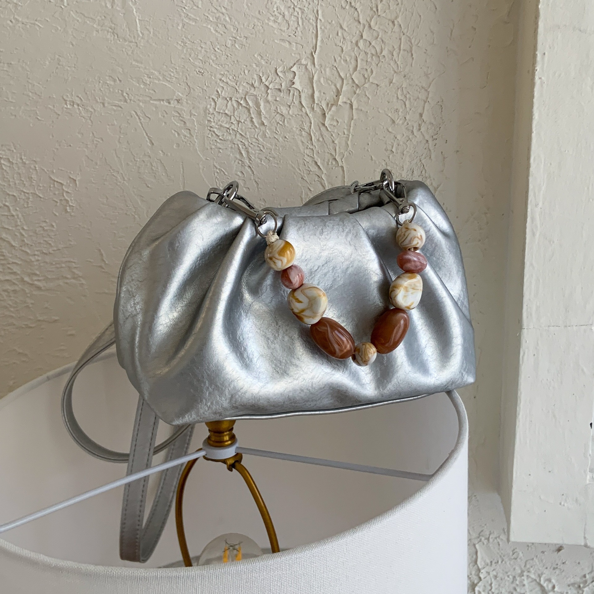 designer 2025 New Pleated Handbag for Women, High-End Niche Versatile Crossbody Cloud Bag, Textured Fashion Shoulde