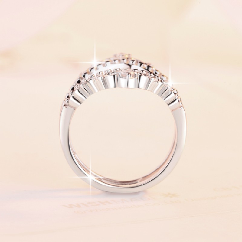 Trendy Moissanite Ring in S925 Sterling Silver, Crown Design, Wide Band, Perfect for Engagements and Weddings, Fashionable Jewelry for Women, Cross-Bo