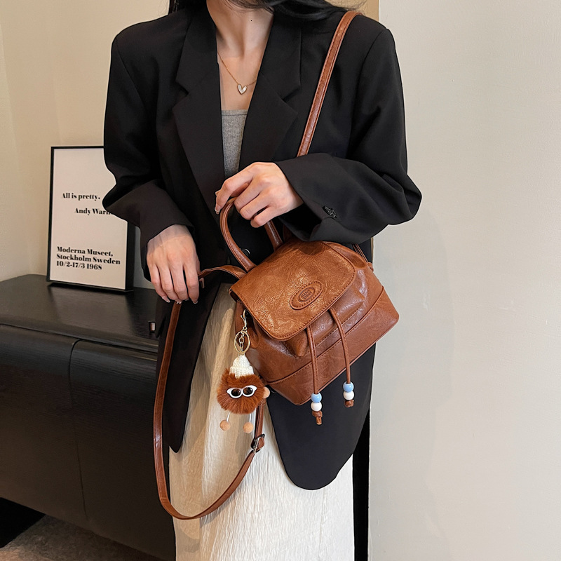 designer Vintage Versatile Denim Patchwork Backpack 2025 Autumn Winter New Trend Simple Casual Student Cute Shoulder Bag