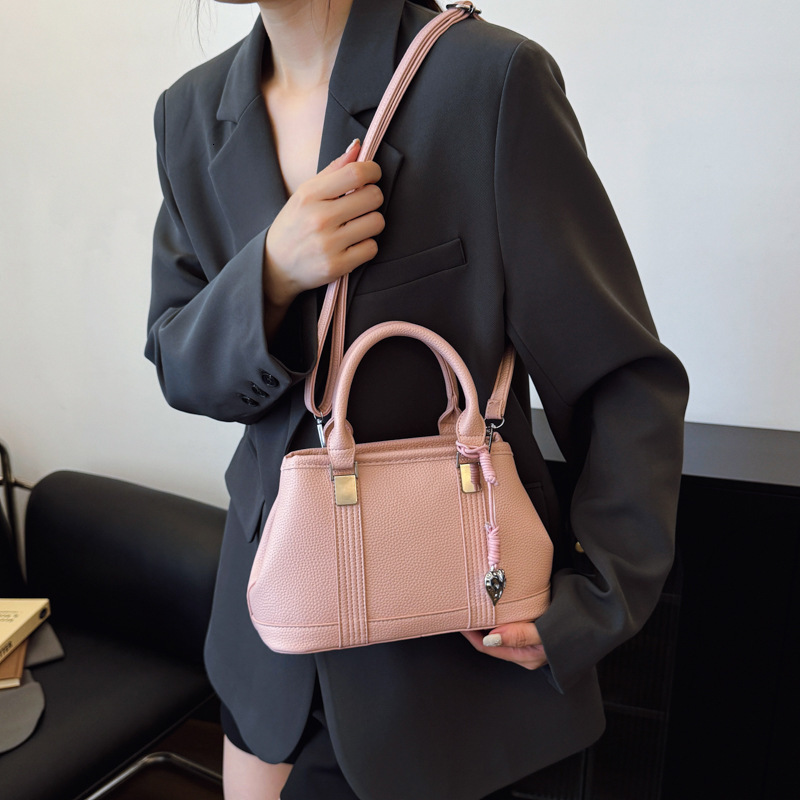 designer Versatile Handheld Bucket Bag for Women 2025 New Fashion Commuter Tote Bag Casual Textured Shoulder Crossbod