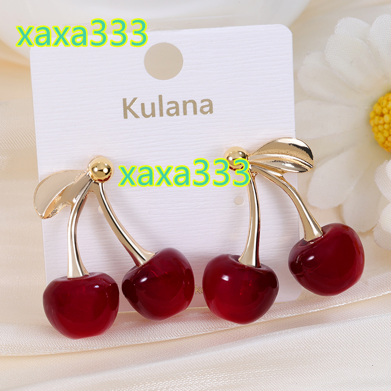 Hot Selling Cute Sweet Fashion Jewelry Fruit Dangle Drop Earrings 3D Acrylic Red Cherry Earrings for Women Parties Gifts