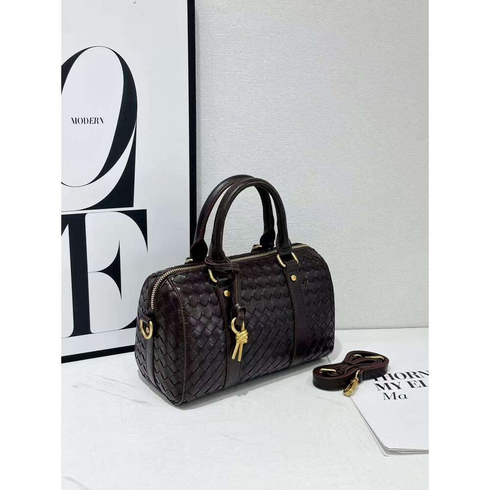 Autumn Winter New Woven Pillow Boston Handbag Women's Fashion Trend Large Capacity Shoulder Crossbody Bag GUHUISHU