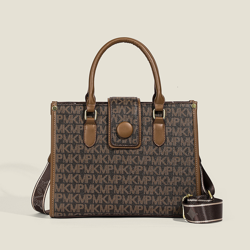 quality Brand High Quality New Style Elegant Bag for Women Summer New Classic Versatile Shoulder Bag Retro Printed Handbag Bags New Free Delivery Desi