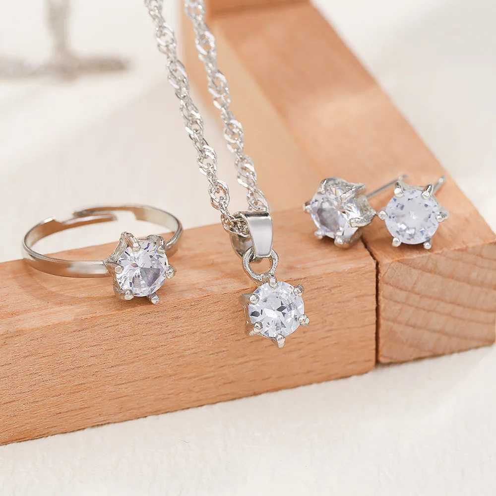 European And American Popular Fashion Style Personalized Necklace Earring Jewelry Set Z250607