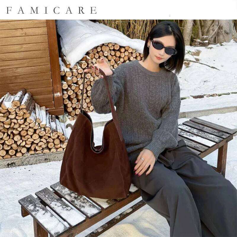 2025 Women's Frosted Leather Tote Large Capacity Soft Suede Bucket Handbag Lady Minimalist Underarm Hobo Shoulder Bag 250605