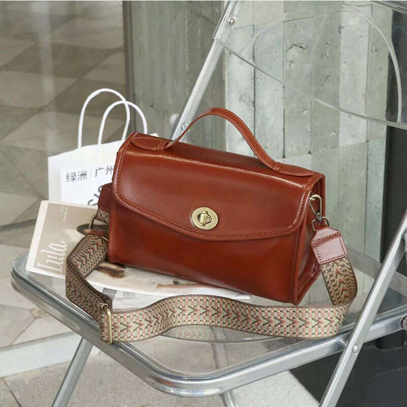 Top Layer Fashion Small Square New Women's Crossbody Live Plant Tanned Cowhide Handbag Underarm Bag