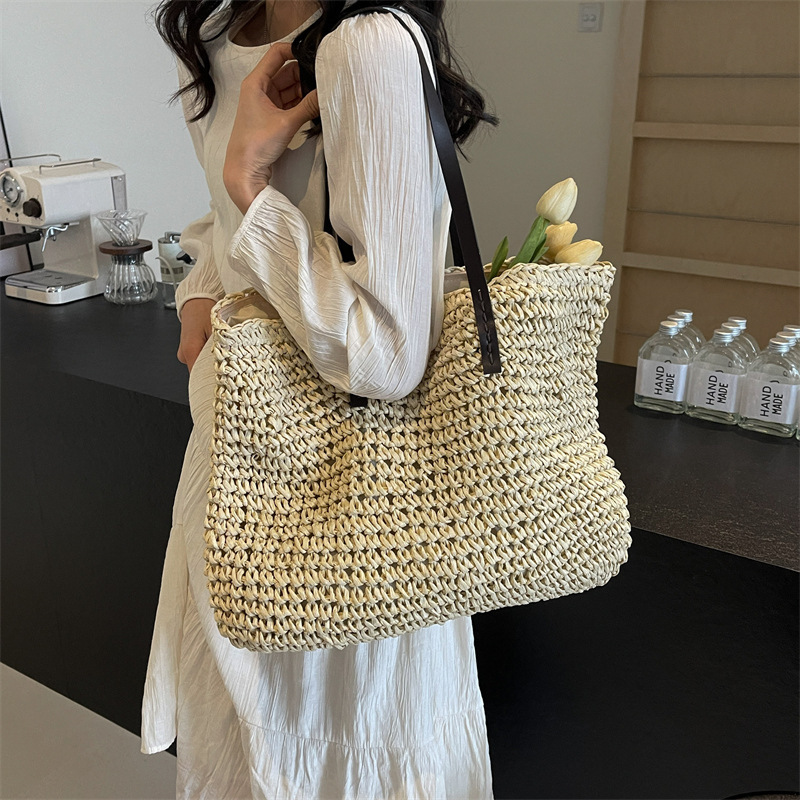 designer Straw Bag 2025 Summer New Trendy Fashion Single Shoulder Large Bag Textured Beach Vacation Large Capacity Woven Tot