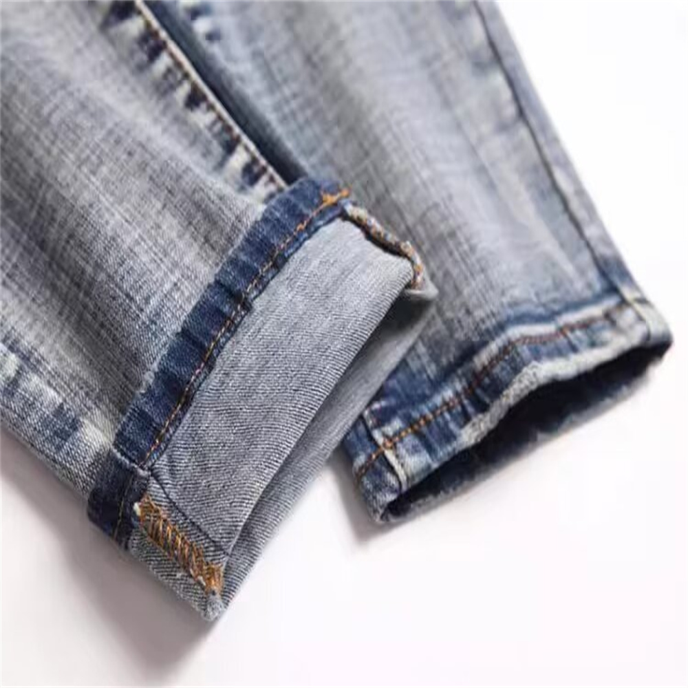 free shipping designer Jeans Embroidered men jeans with knee hole zipper small leg pants large denim pants Stretchy