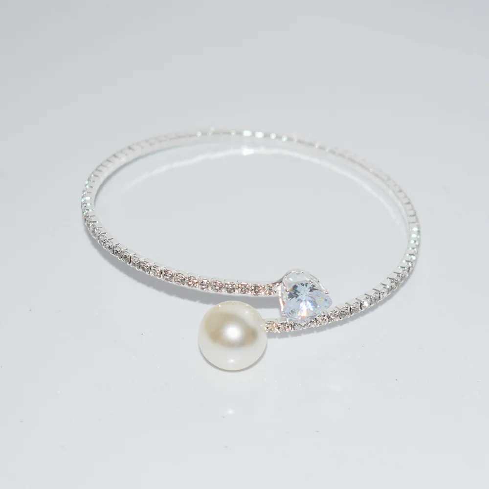 4PCS Set Luxury Heart Crystal Zircon Collar Necklace Stud Earring for Women New Trendy Pearl Bangle Choker Jewelry Gift Z250607