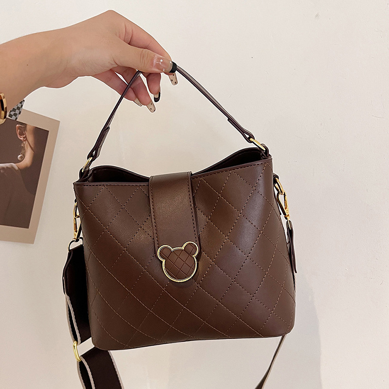 Brand High Quality New Style Quilted Shoulder Bag New Model High-End Retro Bucket Bag Classic Versatile Trendy Crossbody Women's Bag New Free Del