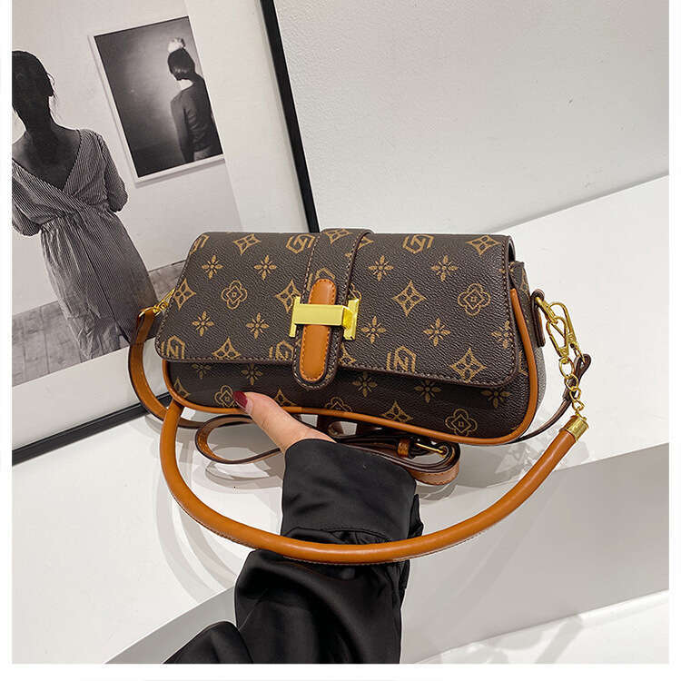 Women's 2025 New Saddle Fashionable High-end Sense Three-dimensional Detachable Double Strap Single Shoulder Crossbody Bag