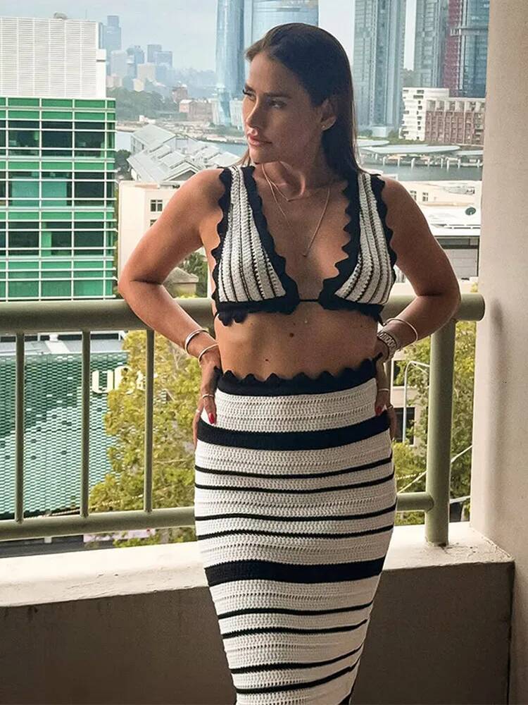 Chic Contrast Stripe Knitted Cropped Tops Set Women Fashion Backless Lace Up Bikini High Waist Skirt Suit Lady Holiday Beachwear