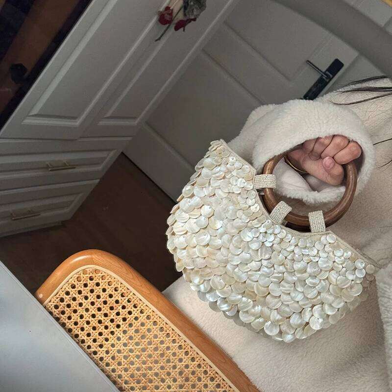 Handmade Heavy Industry Embroidered Rhinestone Bead HandbagPearl Diagonal Totes