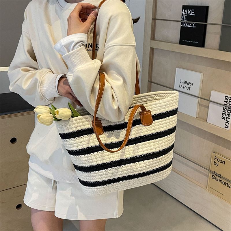 designer Large Capacity Woven Cotton Rope Bag for Women 2025 New Summer Shoulder Tote Bag Beach Vacation Underar