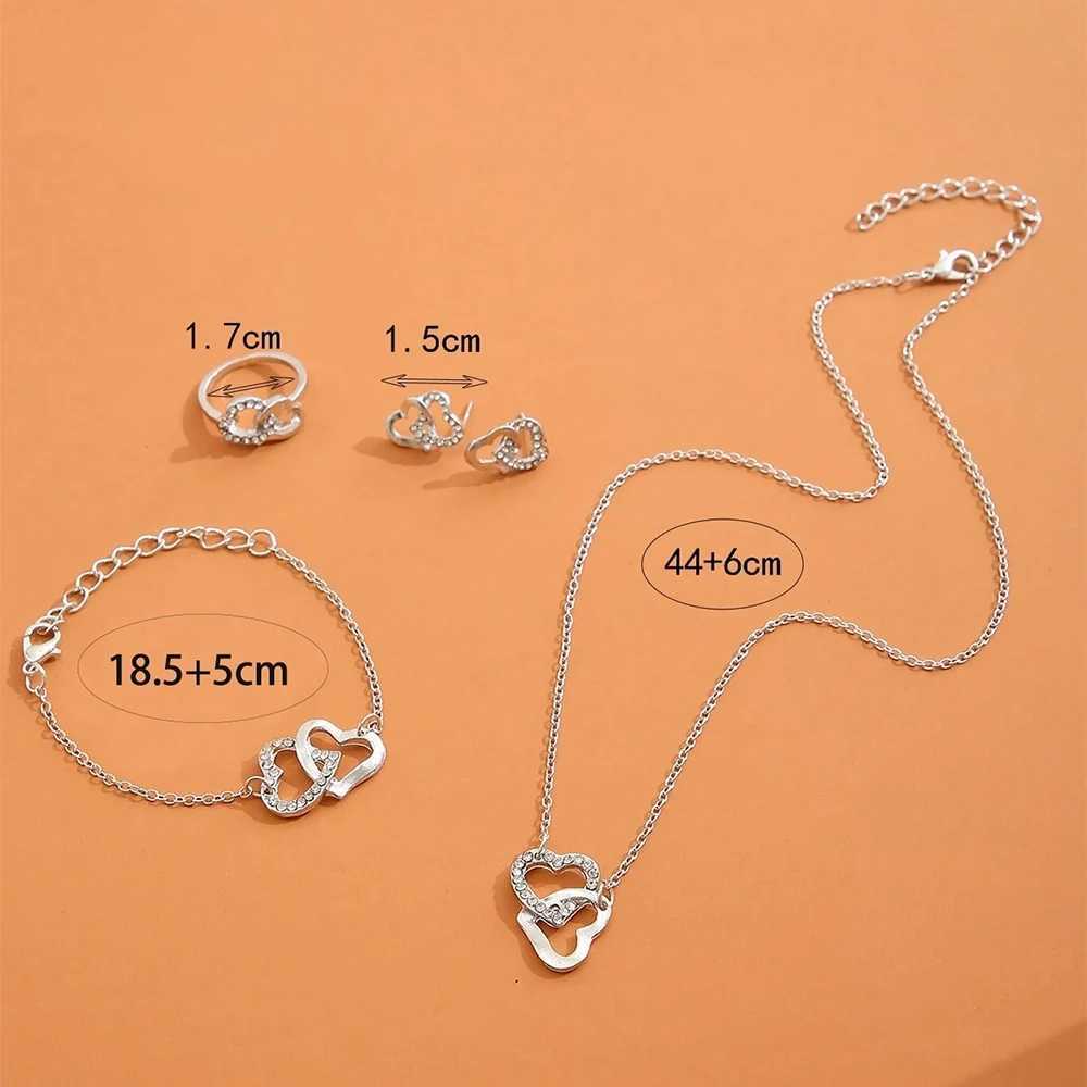 5 Piece Water Diamond Heart Shaped Jewelry Set Rings Earrings Necklaces Fashionable Elegant Suitable for Parties Gatherings Z250607