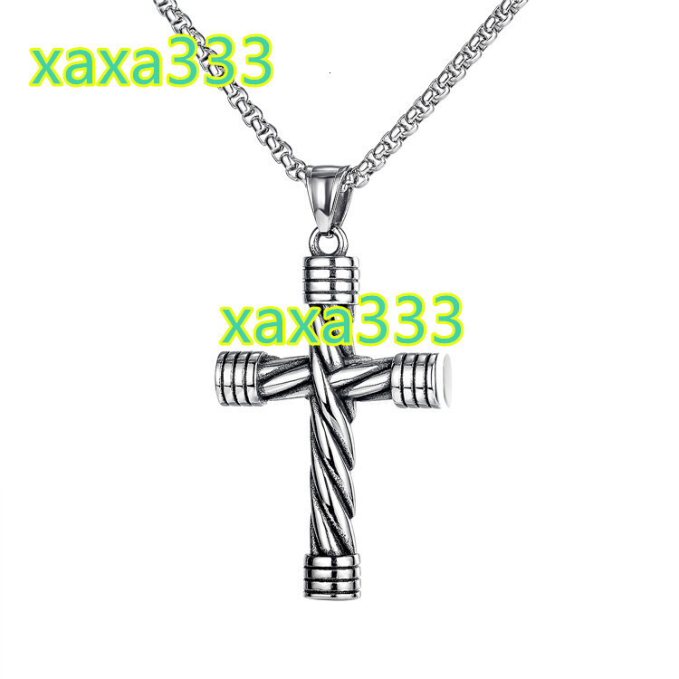 2021 New Fashion Cool Men Steel Jewelry Cross Pendant Necklace in Stock